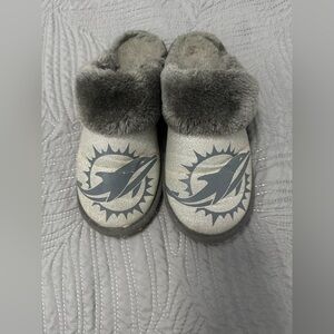 Miami Dolphins slippers